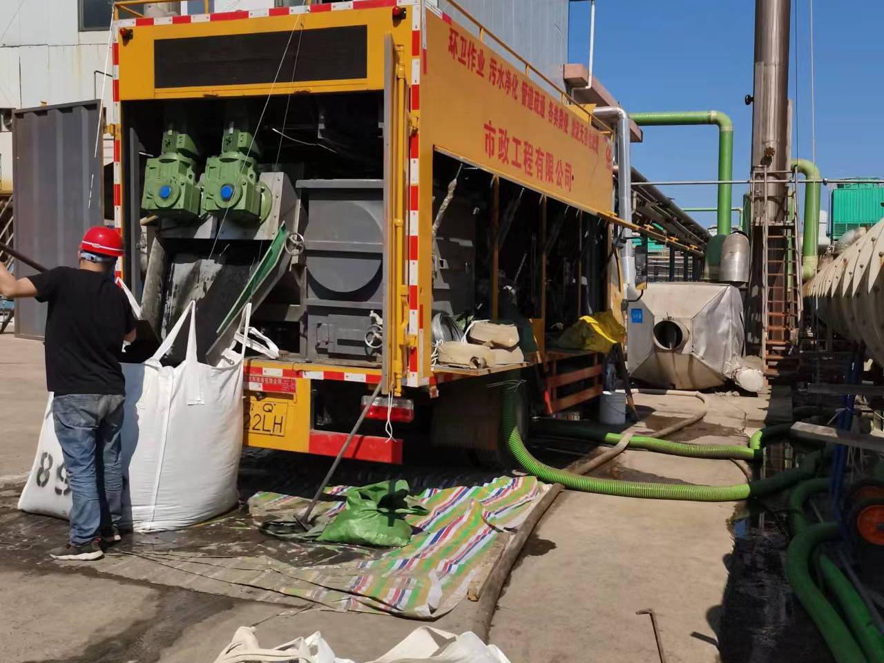 扶风淤泥压干处理